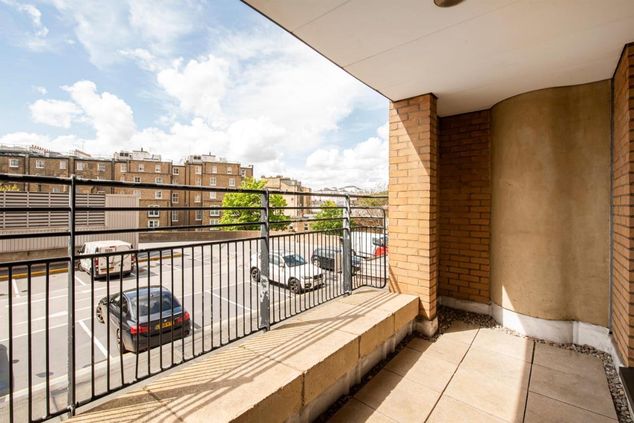 Large And Central 2 Bed London Exterior photo