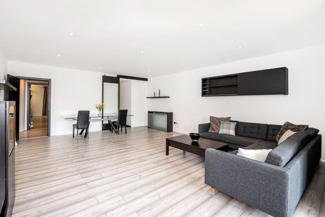 Large And Central 2 Bed London Exterior photo