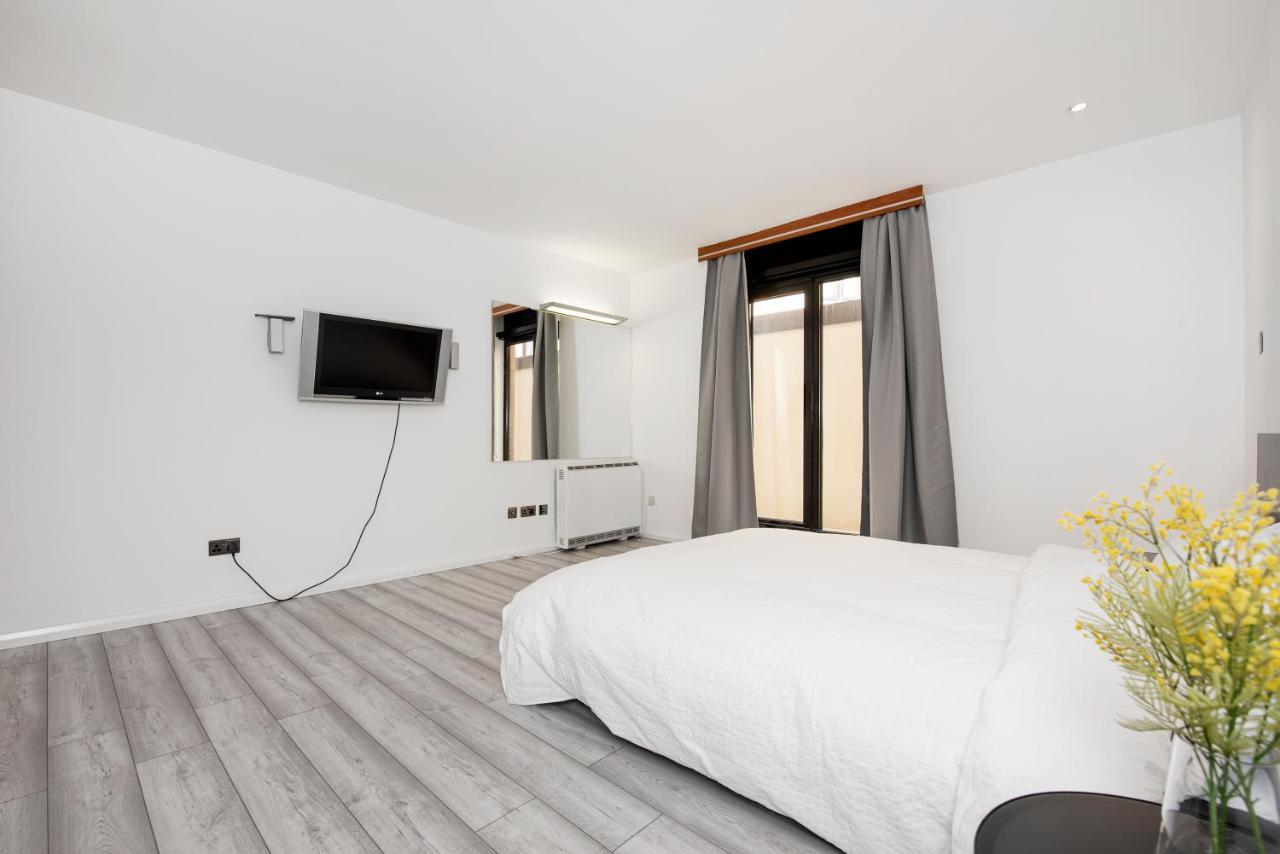 Large And Central 2 Bed London Exterior photo